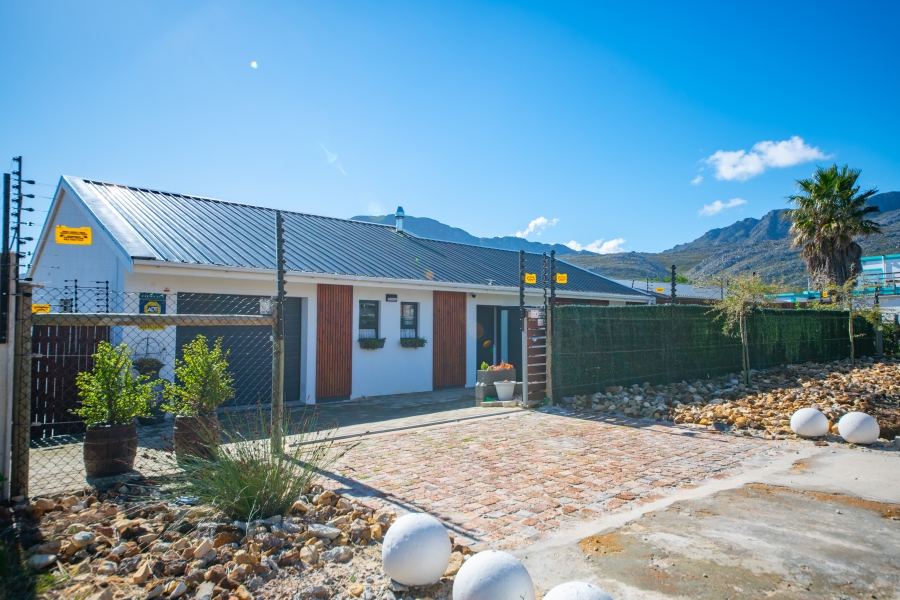 2 Bedroom Property for Sale in Pringle Bay Western Cape